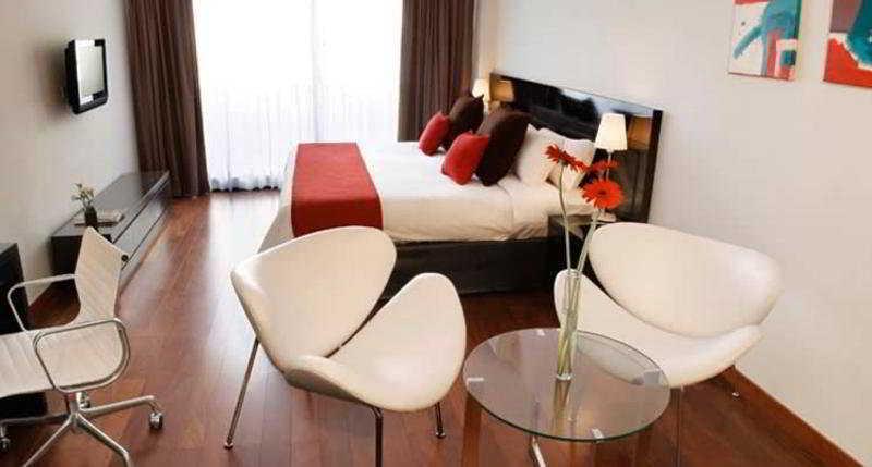 Dazzler Suites Juncal Buenos Aires Buitenkant foto